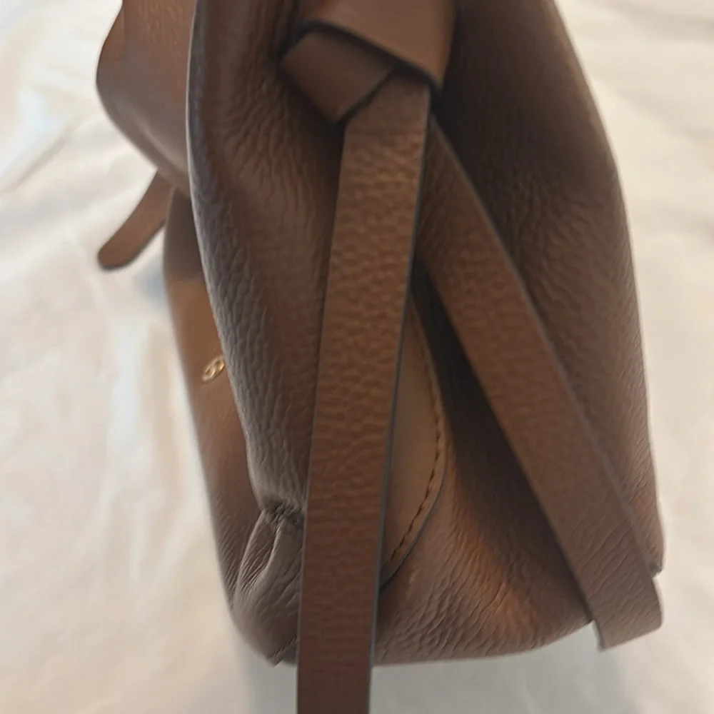 MICHAEL Michael Kors pebbled Leather Large Hobo Shoulder Bag brown gold accents - Picture 4 of 14